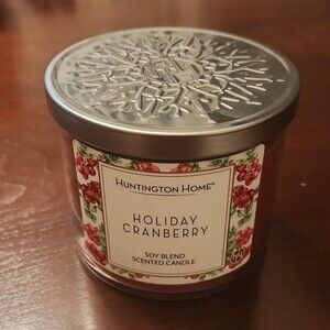 Huntington Home Soy Blend Scented Candle in "Holiday Cranberry" 14oz NEW!
